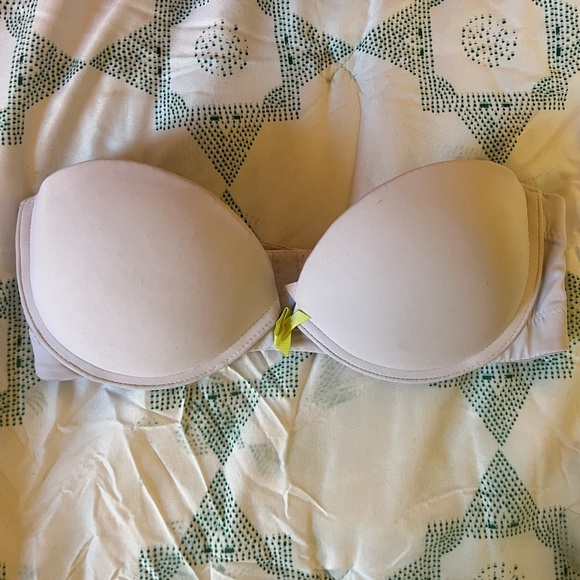 Strapless Push Up Bra - Picture 4 of 5